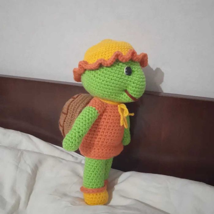 Ръчно изплетени играчки