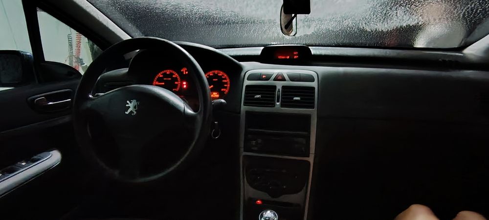 Vând Peugeot 307
