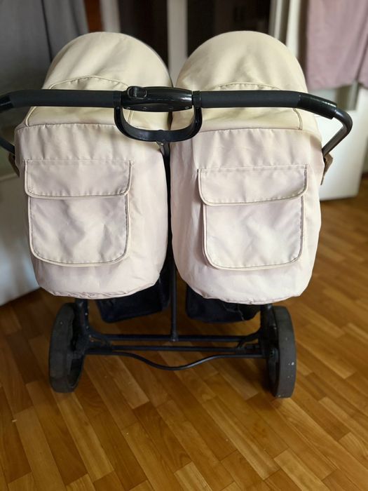 Детская коляска для двойни