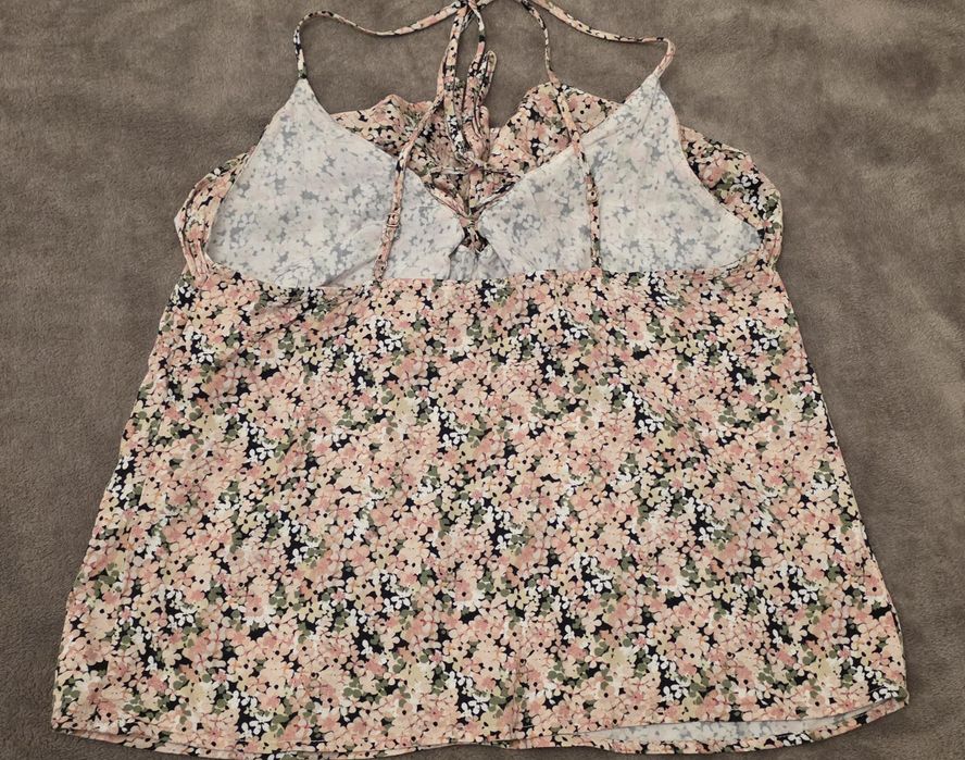 Bluza Mohito marime 34 stare foarte buna