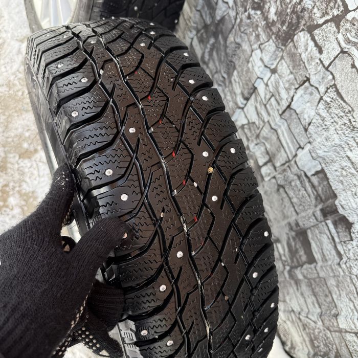 Продам диски с зимней резиной