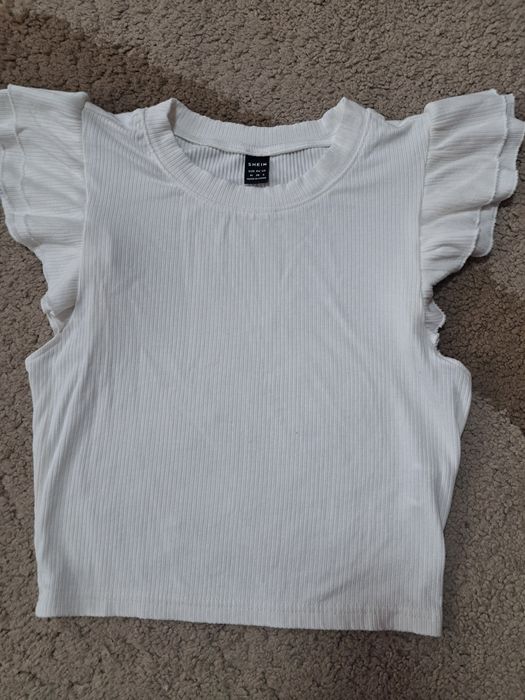 Hainute de vara pentru adolescente