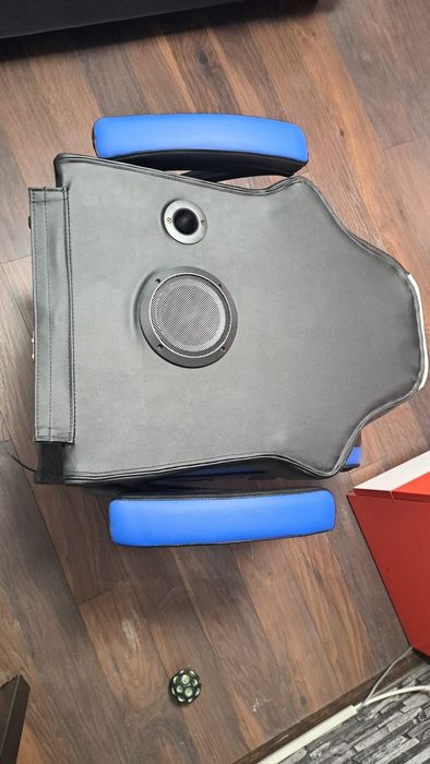 Scaun Gaming xRocker Legend 2.1