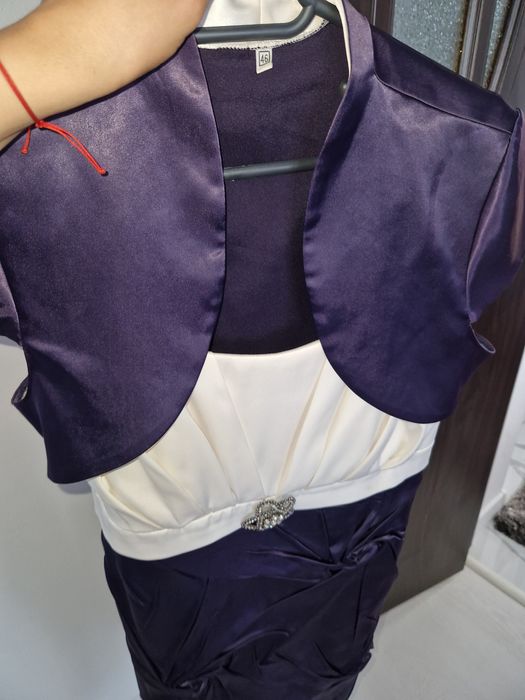 Rochie eleganta midi