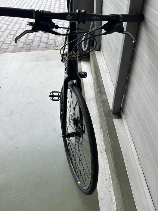 Bicicleta cursiera Merida speeder