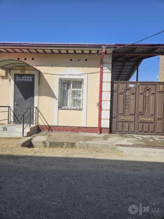 Uy sotiladi hovli kottej
