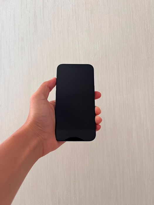 Продается Iphone 13