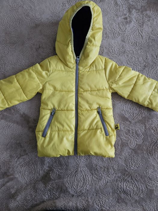 Якета 9-12мес.,  р-р 74. Запазени, без забележки. Като нови.