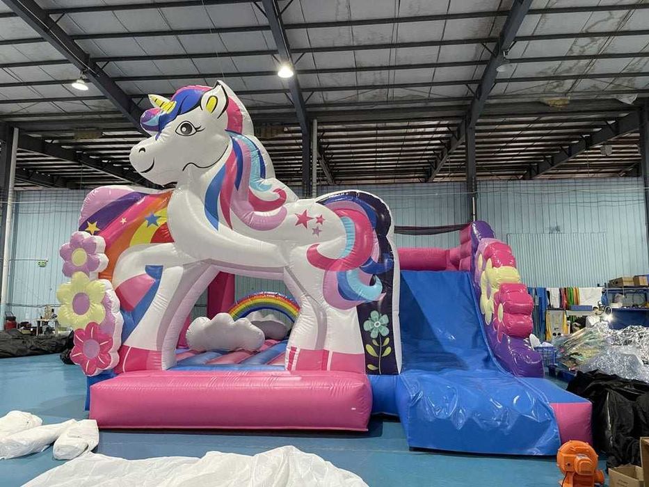 Детски надуваеми батути с пързалки за игра