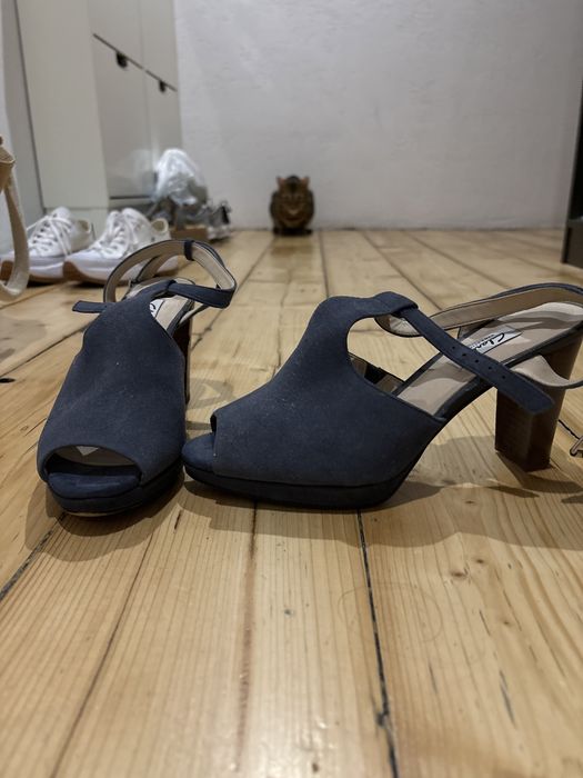 Обувки на ток Clarks