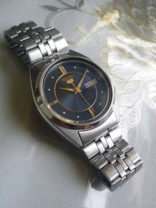 Продам наручные часы SEIKO-5