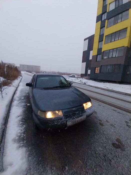 Продам машину 600