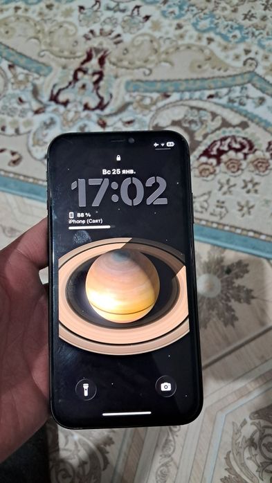 Продам iPhone 11
