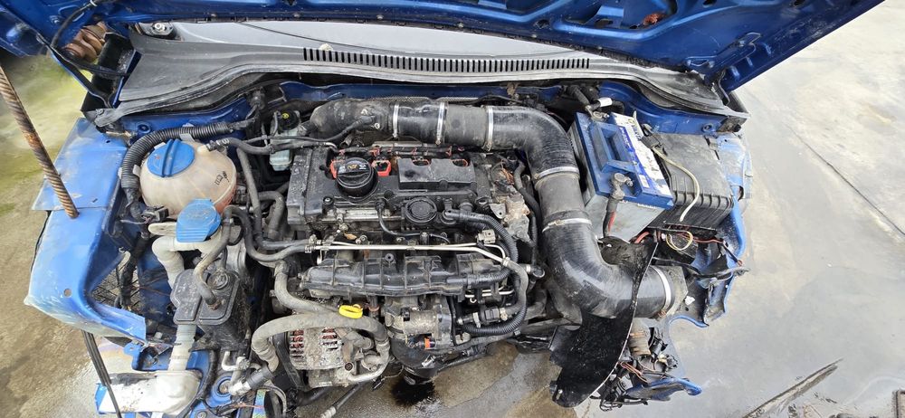 Vand sau dezmembrez seat leon fr 2.0turbo