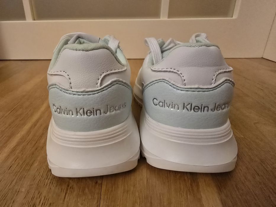 Кроссовки для девочки Calvin Klein