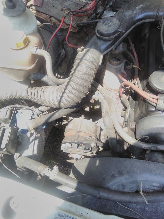 форд сиера 1.6 бензин на части или цял