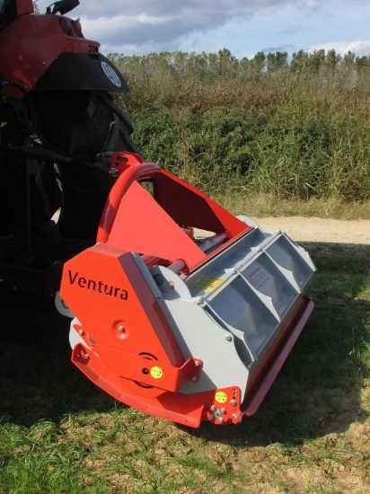 Tocator PROFESIONAL resturi vegetale pt tractoare de la 25-95 cai