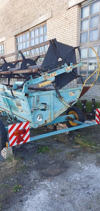 Жатка комбайна Есиль-740