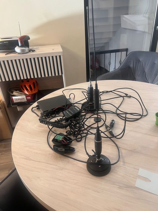 Stație emisie recepție