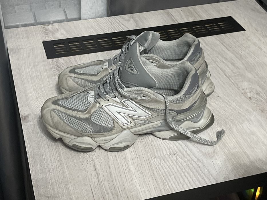 New Balance 9060, 43 размер, из ЦУМа, б/у