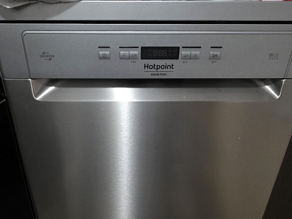 Masina spalat vase Hotpoint-Ariston
