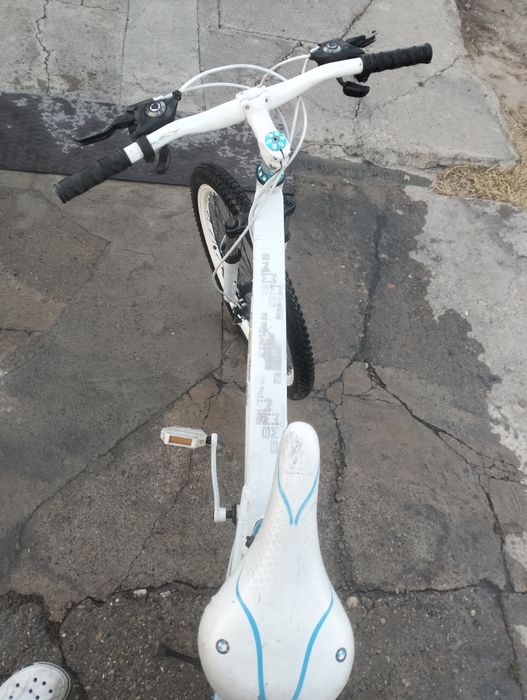 Велик БМВ в хорошм состаяния