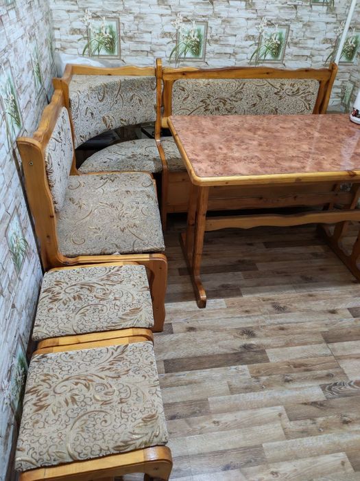 Продаётся кухонный уголок