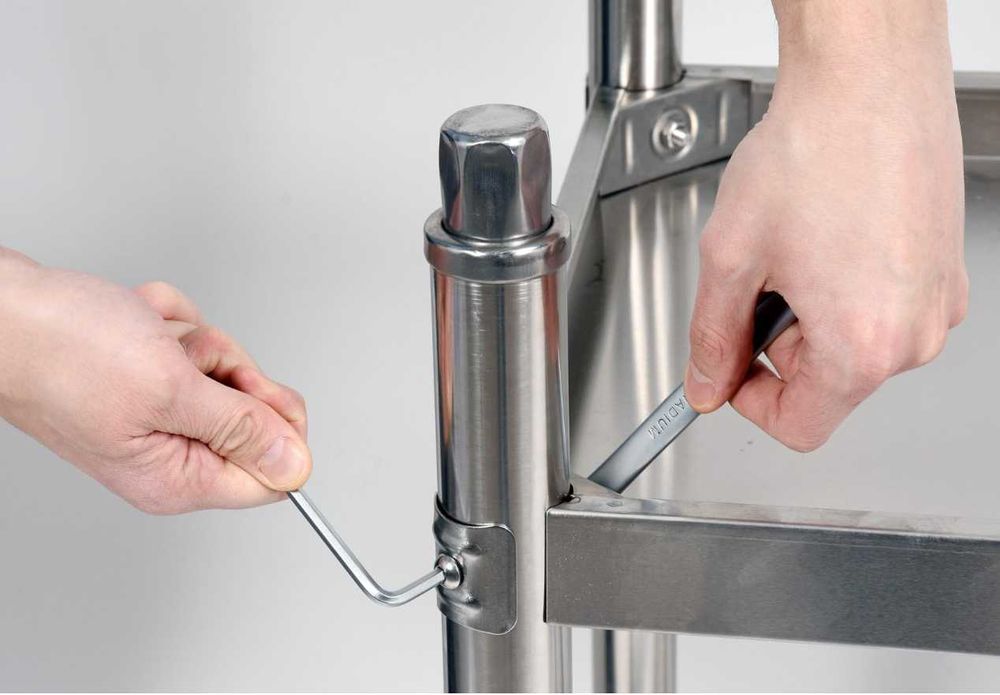 Masă centrală din inox cu raft – ideală pentru bucătării NOUA