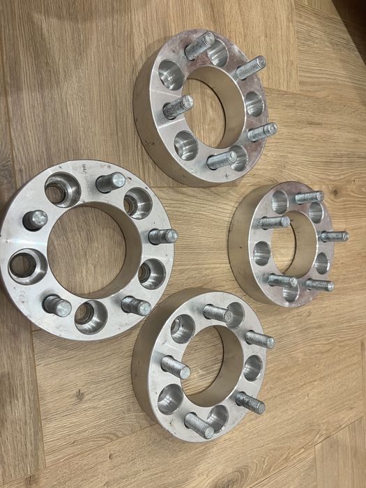 Колесные проставки 5×120,65 → 5×120,65