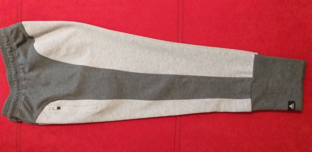 Adidas оригинално долнище, спортен панталон