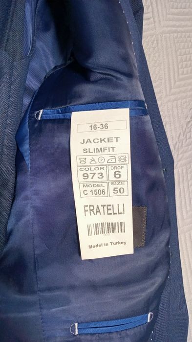 Тройка костюм 46 р