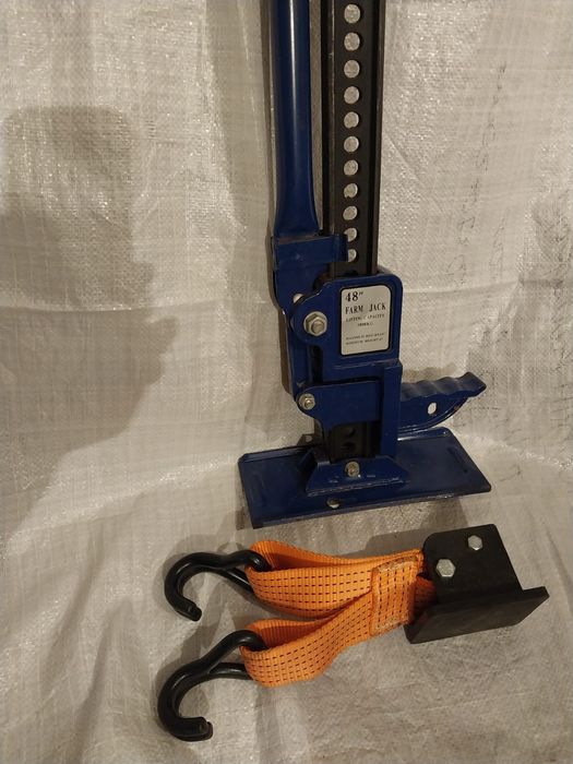 Реечный домкрат 48'