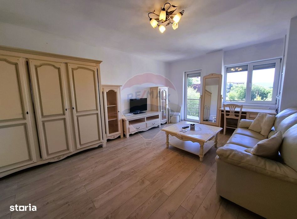 Apartament cu 2 camere de închiriat