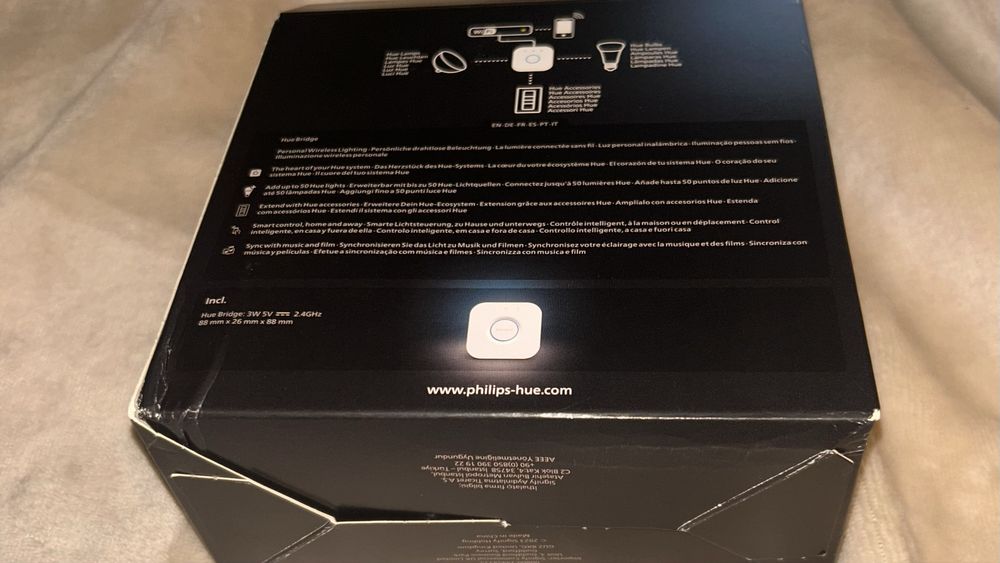 Consola Philips Hue bridge noua, alba