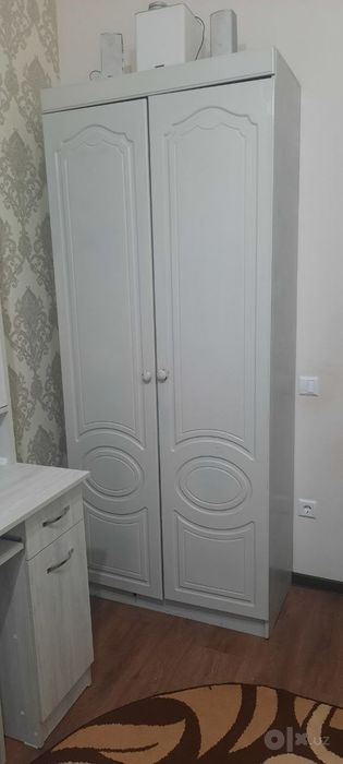 Спальные кровати и шкафы