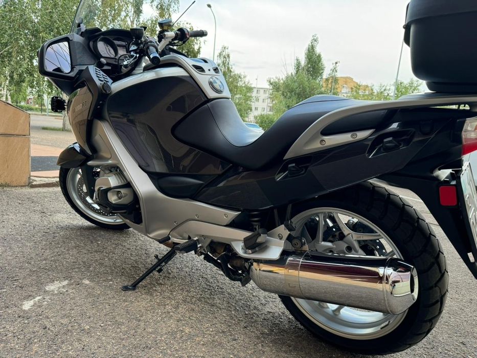 Продам мотоцикл BMW 1200R
