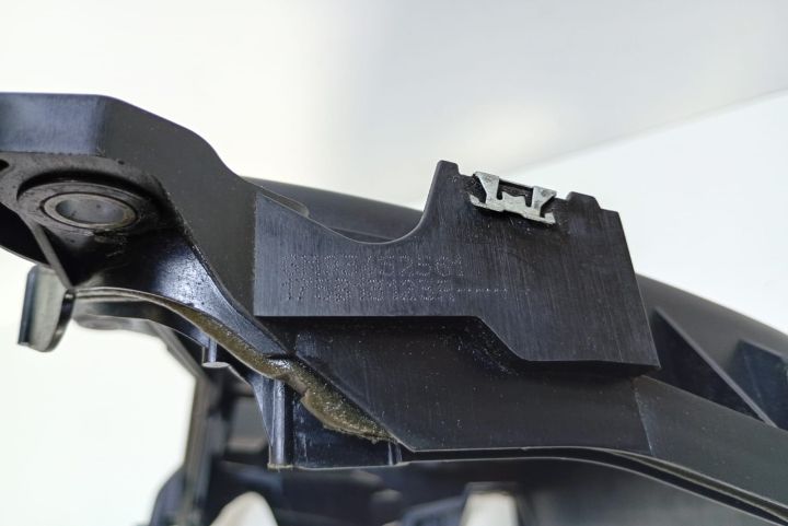 Capac motor 1.6 dci 175B13123R Renault Scenic a 4-a generatie seria