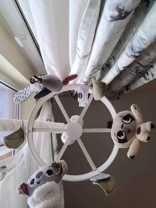 Луксозна музикална въртележка TINY LOVE със сладка коала и ленивец