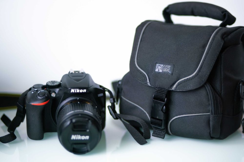 Dslr NIKON D3500 + obiectiv stabilizare Nikkor 18-55 Af-P , FullBOX