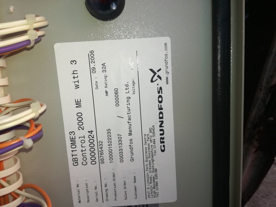 Управление за напорни помпи Grundfos