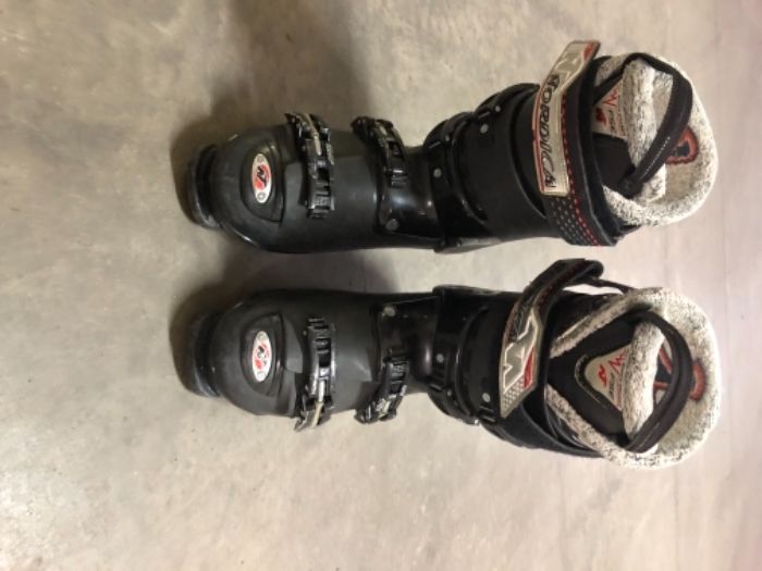 Ски Volkl/Orion, ски обувки Nordica/Head, щеки Rossignol/Kastle