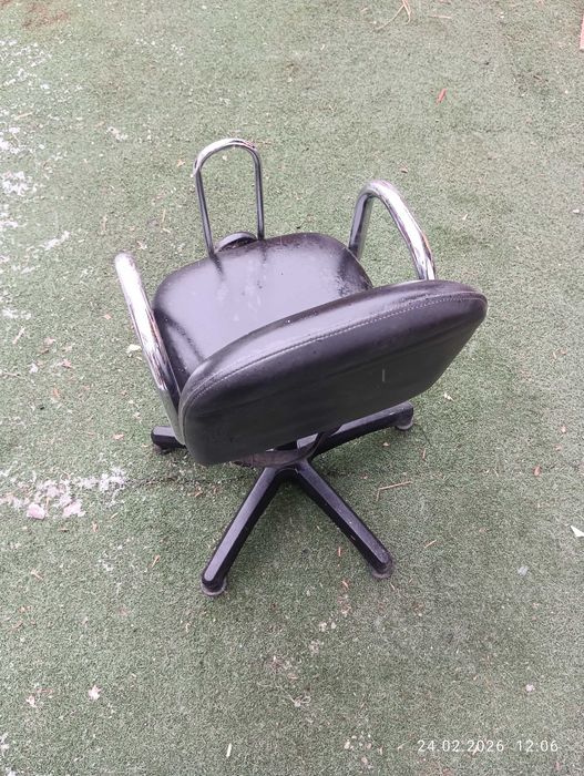 Детское парикмахерское кресло