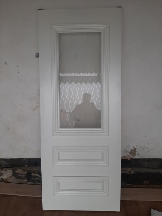 Продаётся двери,,