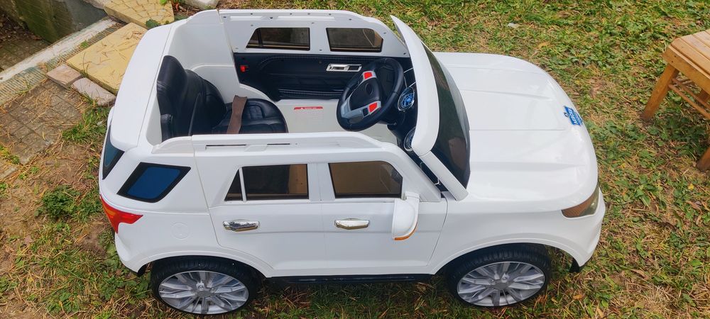 Акумулаторна количка джип