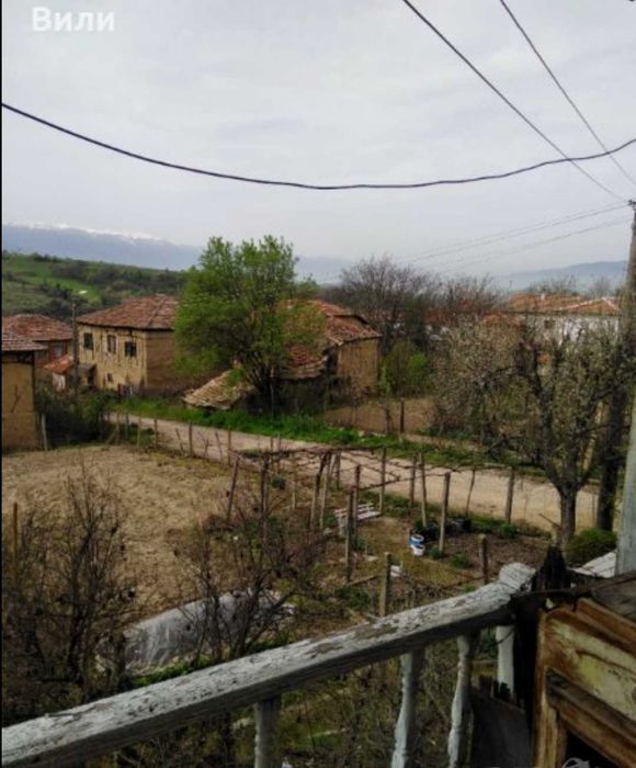 Парцел в с.Хотово 550 кв.м и къща