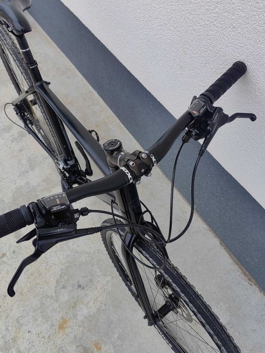 Kona 28", M размер, градски хибрид алуминиев велосипед, хидравлични спирачки