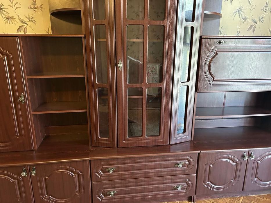 Стенка горка в зал