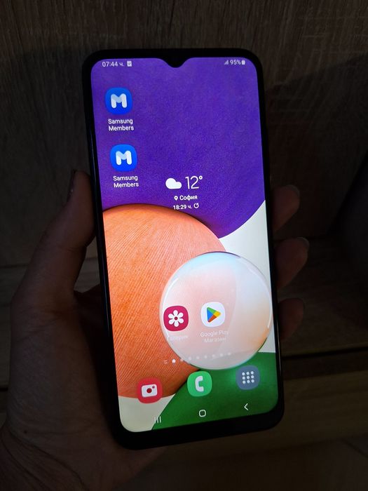 Samsung Galaxy A22 5G,128 GB и 4GB RAM