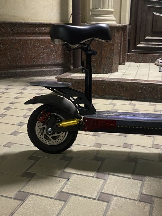 Электросамакат E-scooter