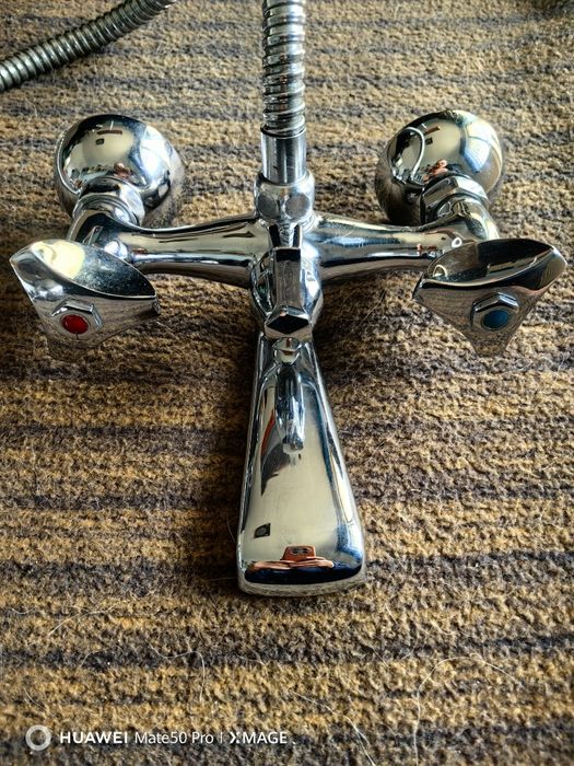 Baterie cadă baie și baterie lavoar Fanem.